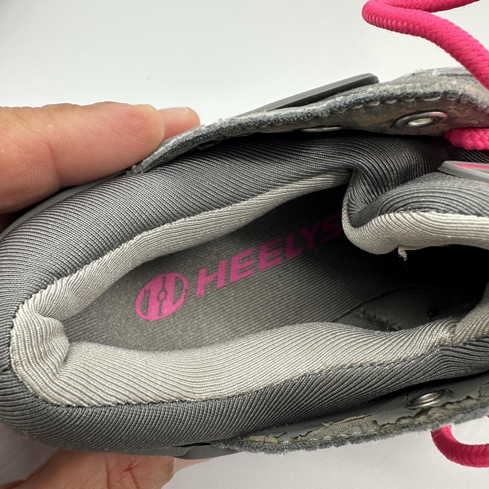 Heelys Shoes Youth Size 3 Gray Pink Camo Skate Sneakers Force HE100098 - Picture 8 of 12